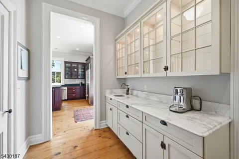 $1,799,000 | 21 Franklin Place, Morristown, NJ 07960