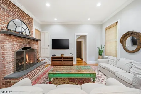 $1,799,000 | 21 Franklin Place, Morristown, NJ 07960