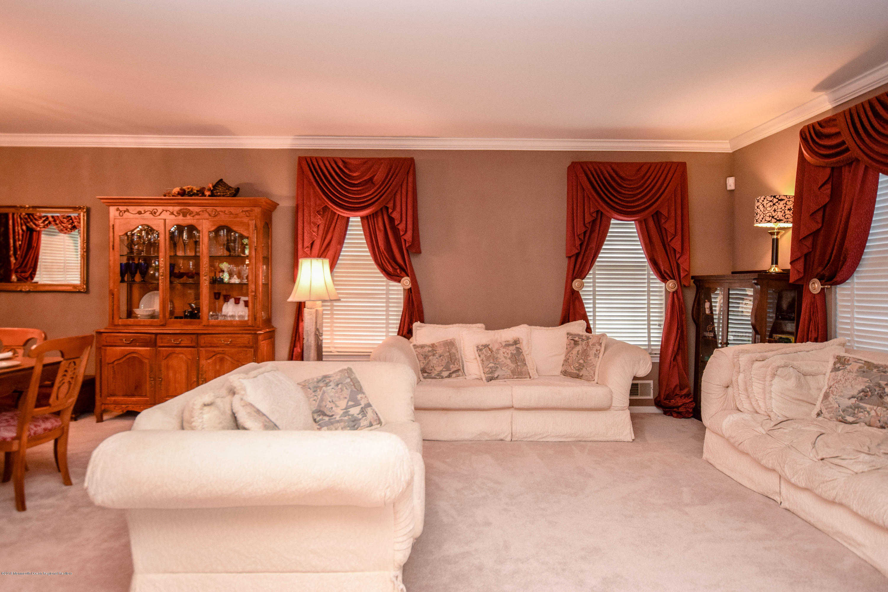 10 Hannah Lee Road Barnegat, NJ 08005 - Photo 4 of 28 DSC_0052