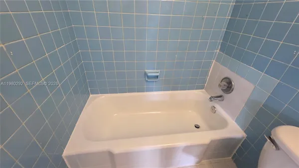 $3,200 | 2100 North 62nd Avenue, Hollywood, FL 33024