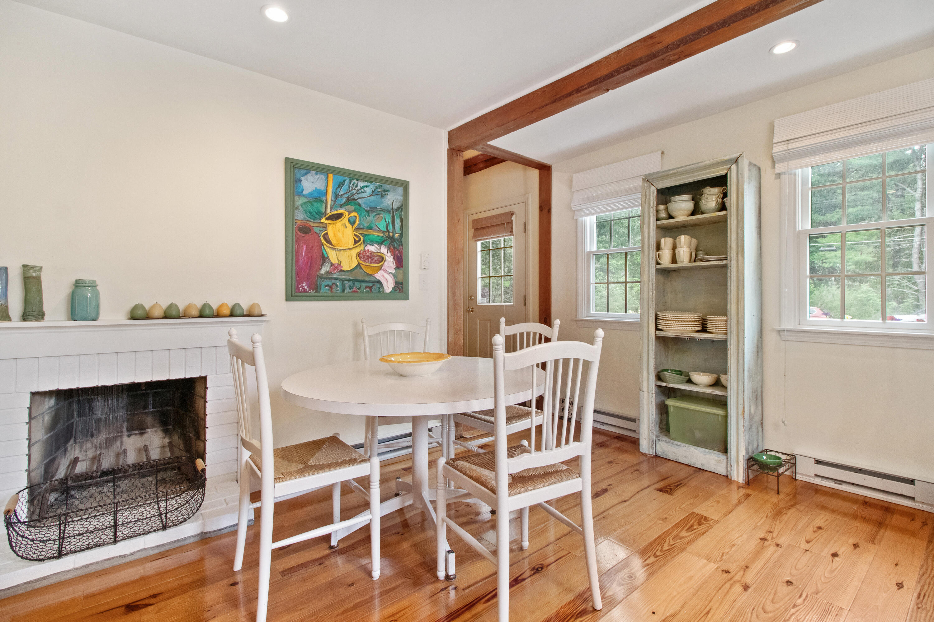 20 Cat Mousam Road Kennebunk, ME 04043 - Photo 8 of 27 20 Cat Mousam Kitchen 4