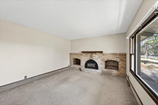 $325,000 | 16550 Yakima Street Northwest, Andover, MN 55304