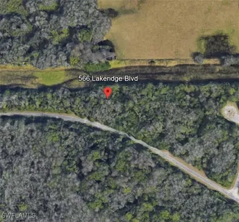 $22,000 | 566 Lakeridge Boulevard, Alva, FL 33920