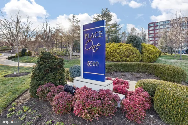$1,900 | 5500 Holmes Run Parkway, Unit 918, Alexandria, VA 22304