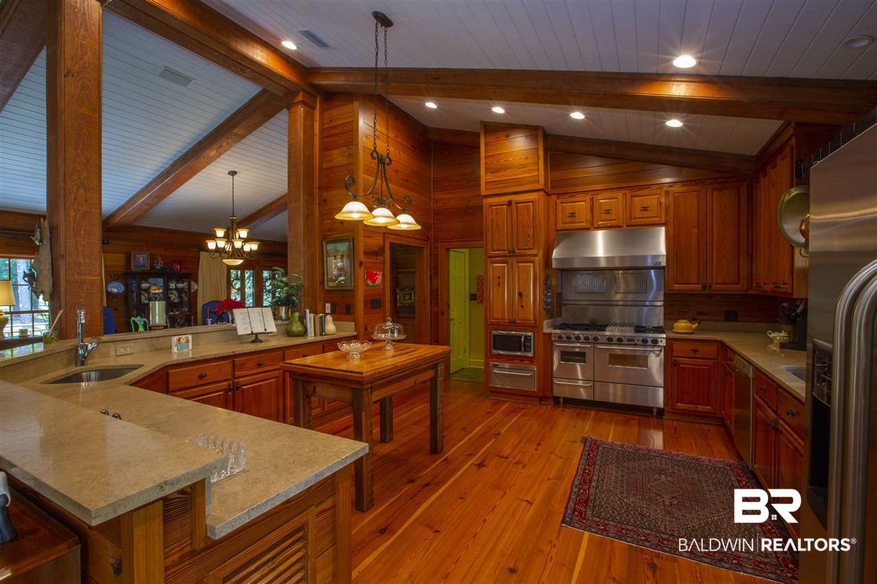 16848 Ferry Rd Circle Fairhope, AL 36532 - Photo 9 of 48