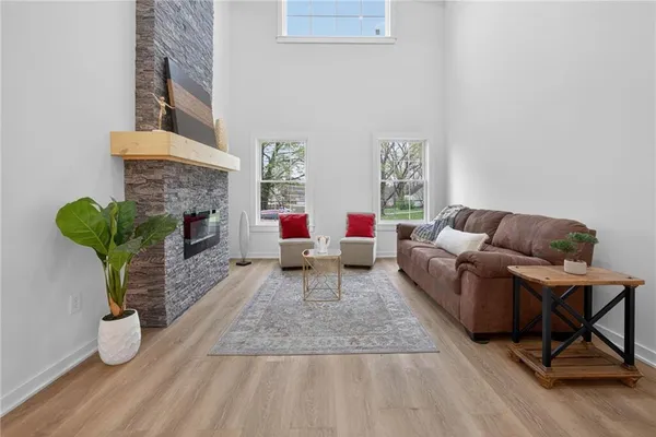 $315,000 | 1215 East South Avenue, Independence, MO 64050