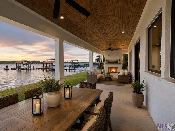 $1,035,000 | 8749 Island Road, Ventress, LA 70783