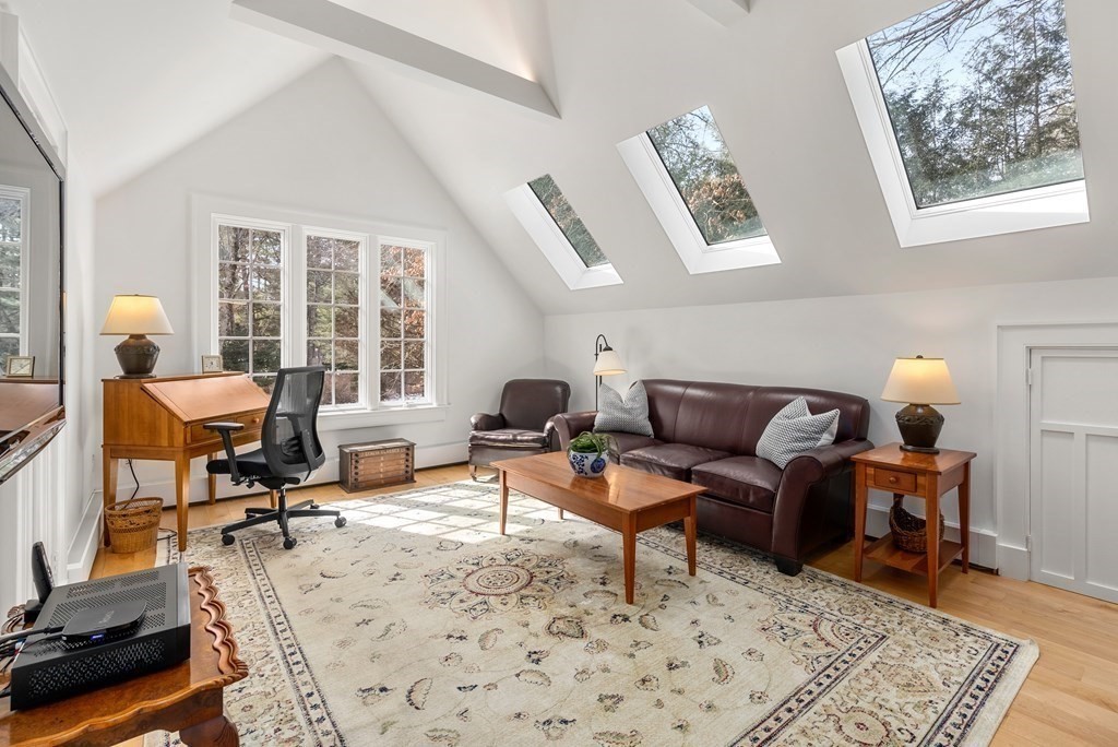 24 Silver Hill Road Weston, MA 02493 - Photo 15 of 26 Gallery Image 15
