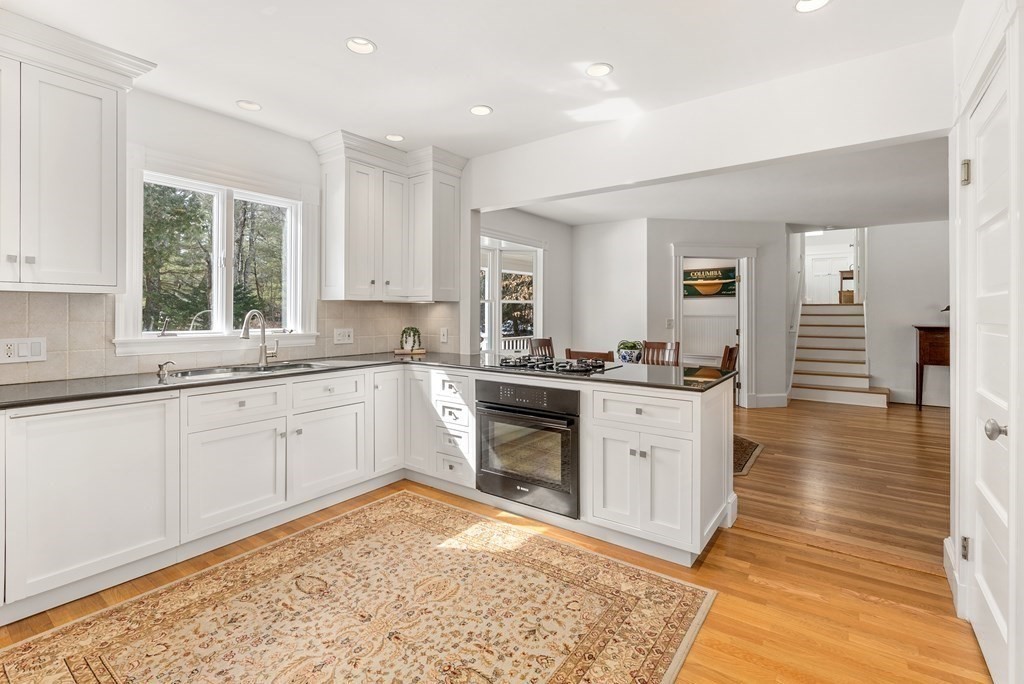 24 Silver Hill Road Weston, MA 02493 - Photo 5 of 26 Gallery Image 5