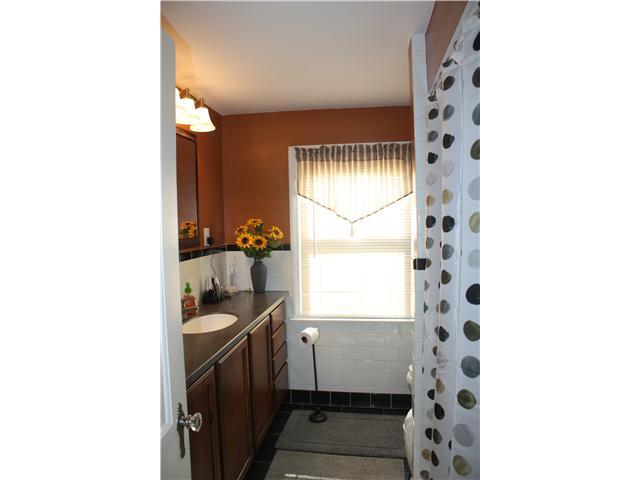 556 East Torrence Road Columbus, OH 43214 - Photo 8 of 13 Gallery Image 8