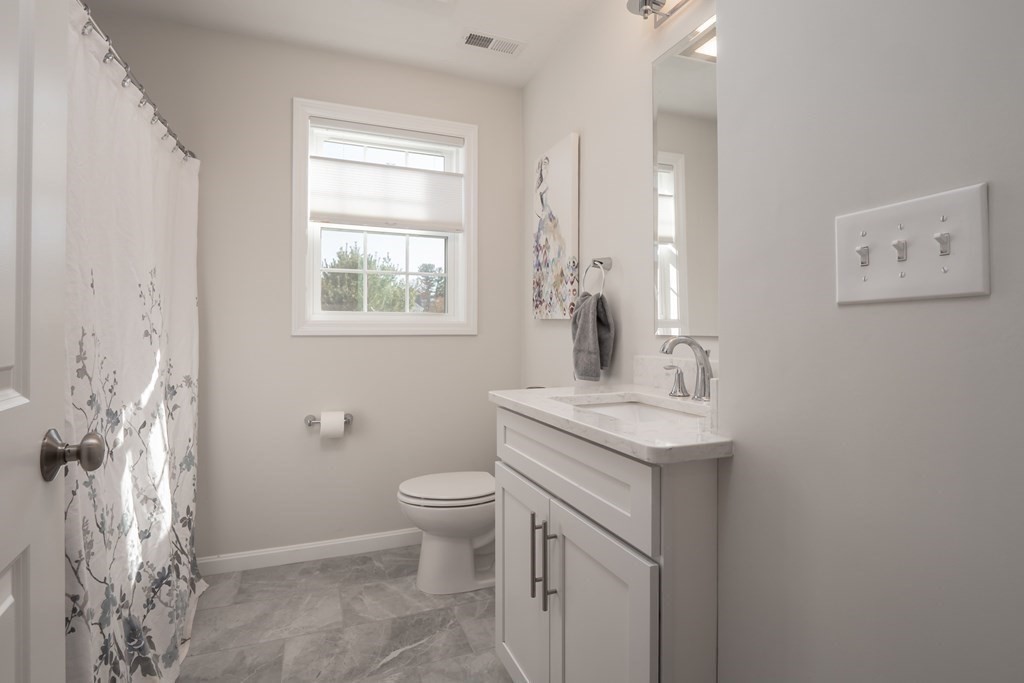23 Riley Road, Unit 12 Tyngsborough, MA 01879 - Photo 14 of 31