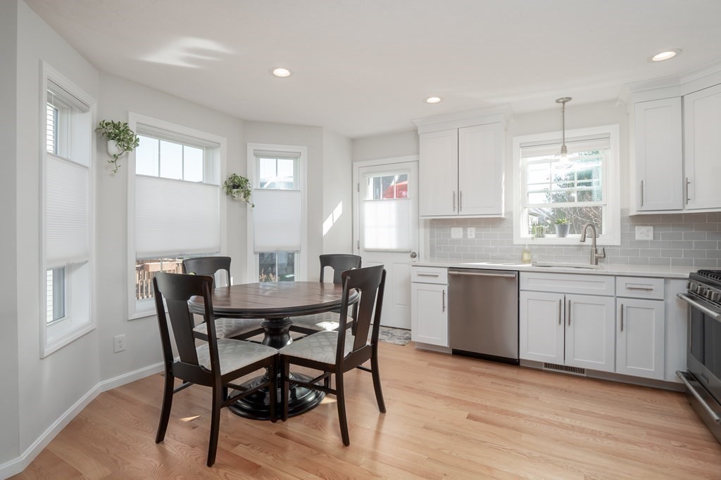 23 Riley Road, Unit 12 Tyngsborough, MA 01879 - Photo 8 of 31