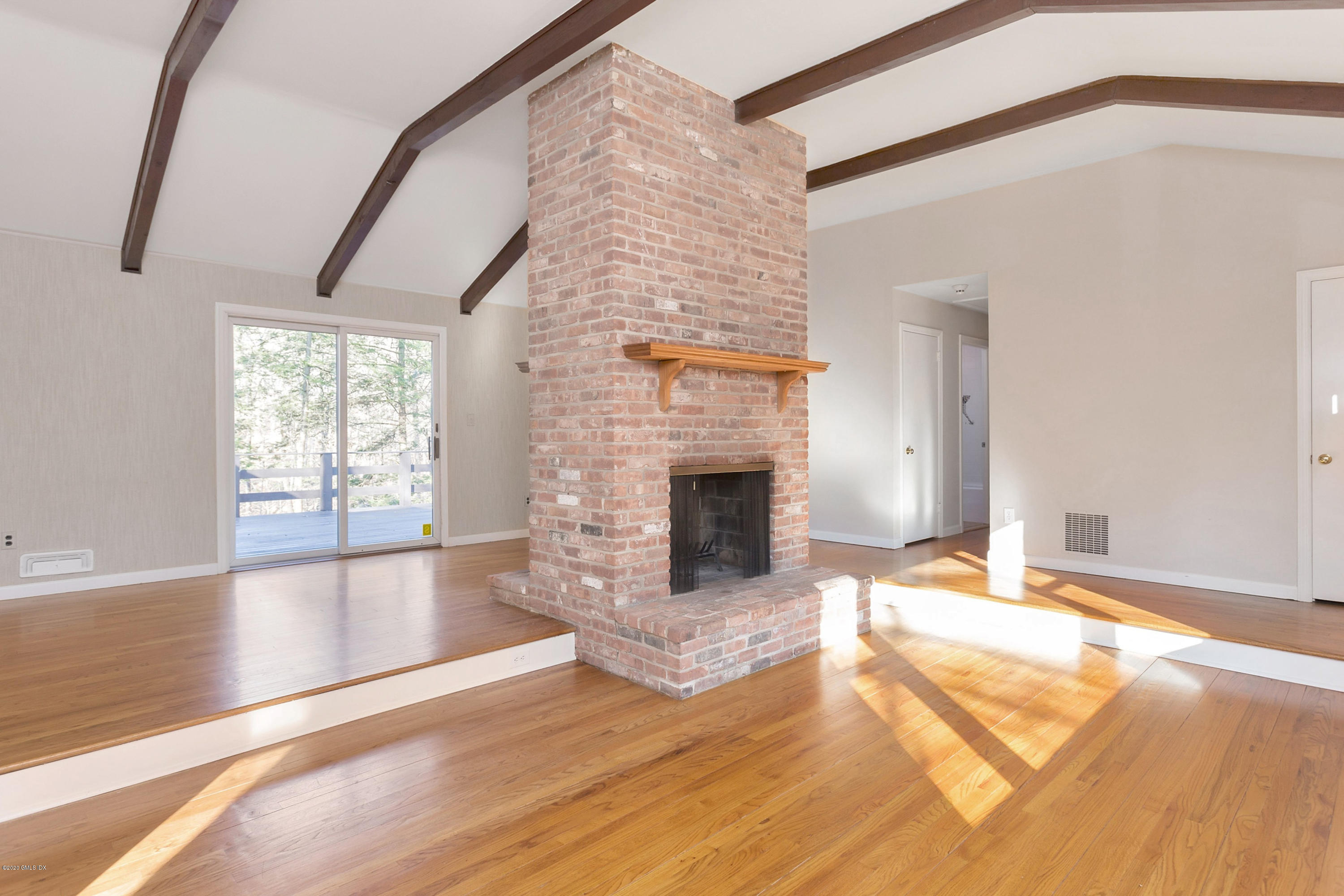 16 Deep Gorge Road Greenwich, CT 06831 - Photo 3 of 15 3