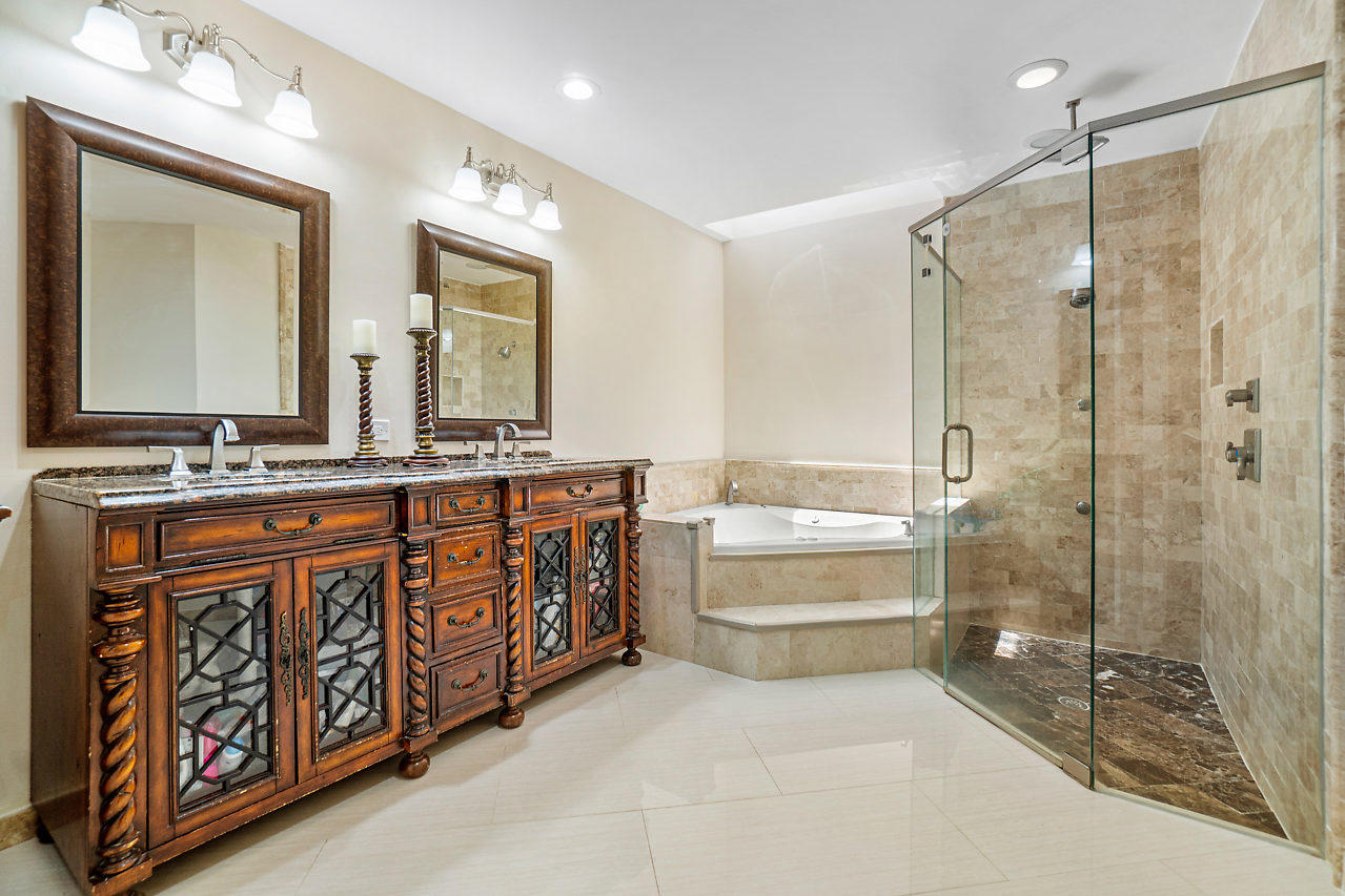 23149 Boca Club Colony Circle Boca Raton, FL 33433 - Photo 11 of 24 016-23149BocaClubColonyCir-BocaRaton-FL-