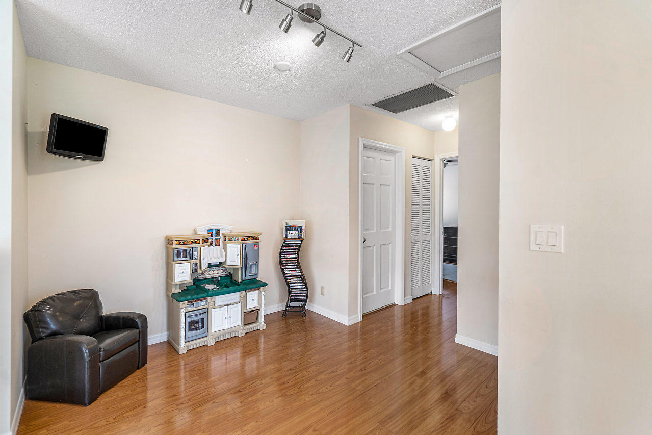 23149 Boca Club Colony Circle Boca Raton, FL 33433 - Photo 15 of 24 023-23149BocaClubColonyCir-BocaRaton-FL-