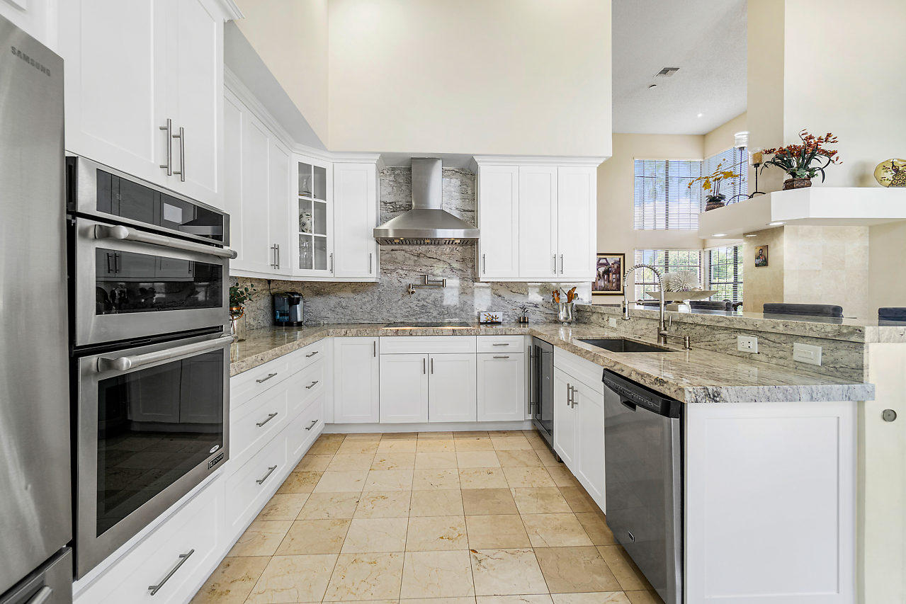 23149 Boca Club Colony Circle Boca Raton, FL 33433 - Photo 6 of 24 013-23149BocaClubColonyCir-BocaRaton-FL-
