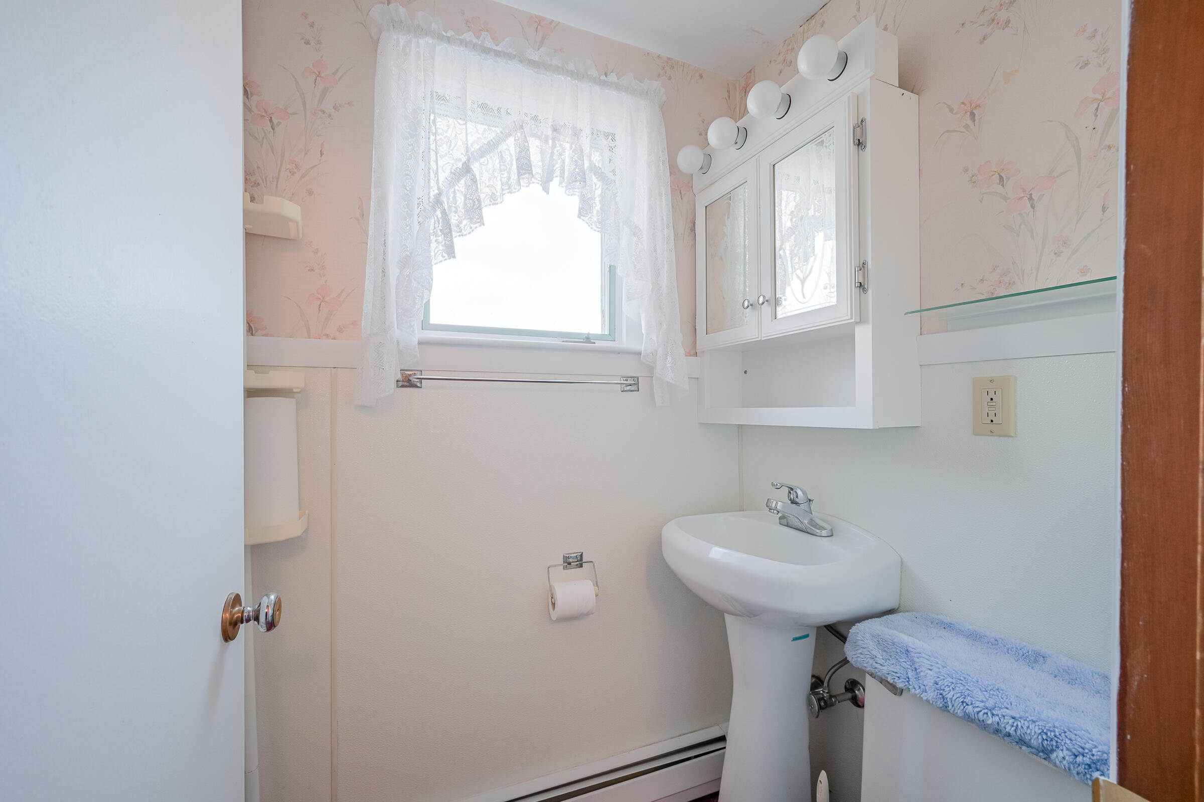 208 Nelson Road Augusta, ME 04330 - Photo 23 of 38 109798gr-141