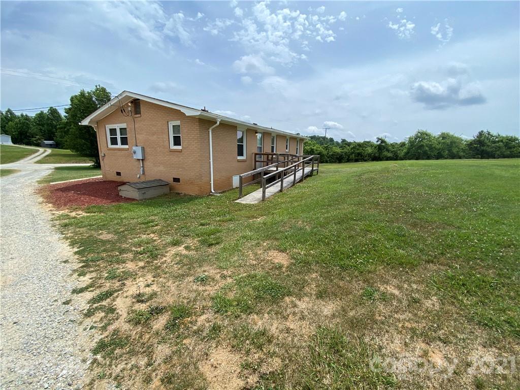 1355 Jackson Loop Road Flat Rock, NC 28731 - Photo 22 of 23 Gallery Image 22