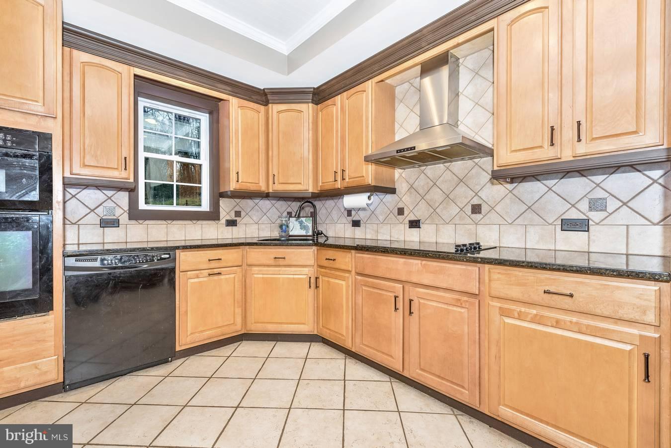4019 Harrisville Road Mount Airy, MD 21771 - Photo 10 of 30 Kitchen has