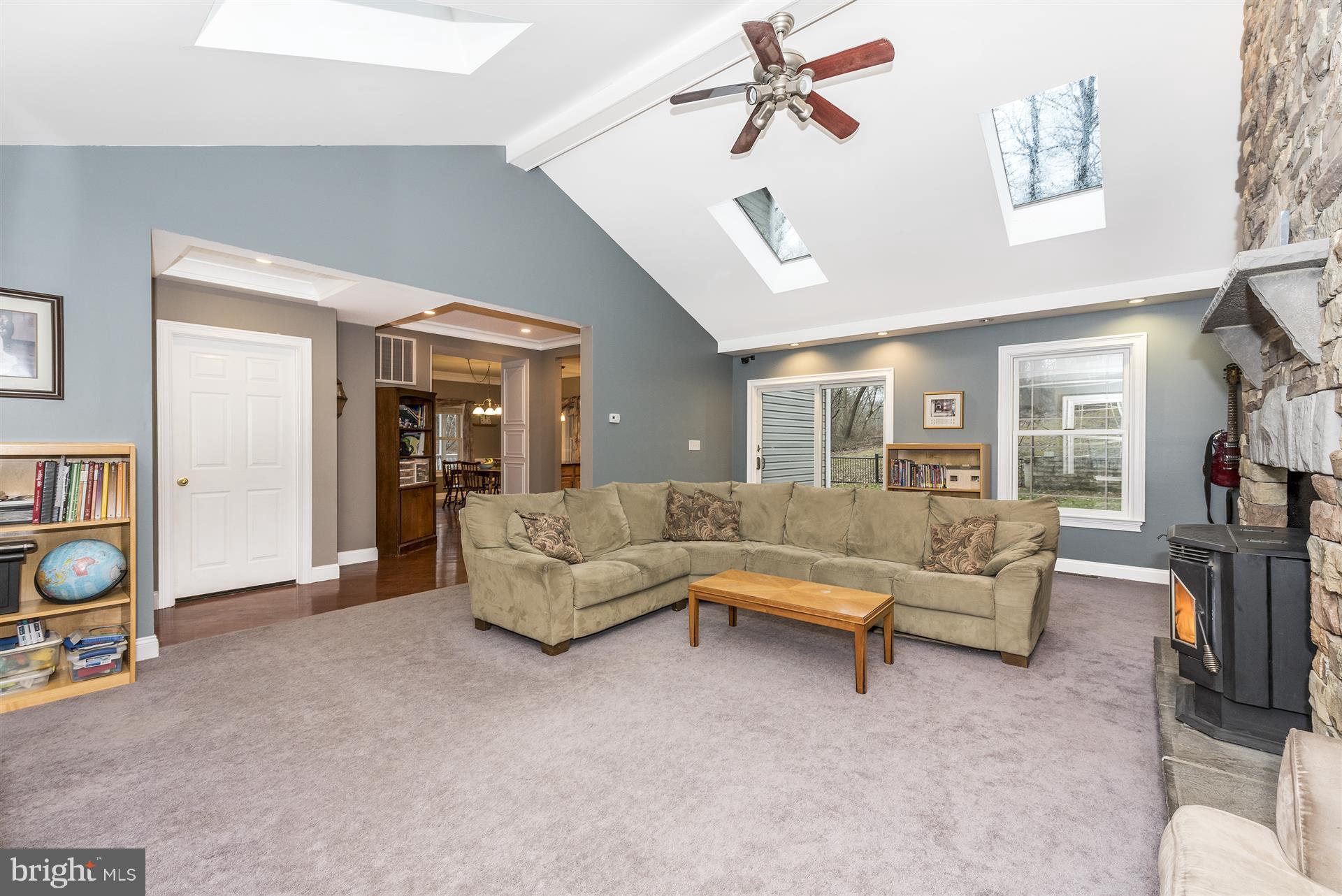 4019 Harrisville Road Mount Airy, MD 21771 - Photo 16 of 30 Family Room looking back into Kitchen Area