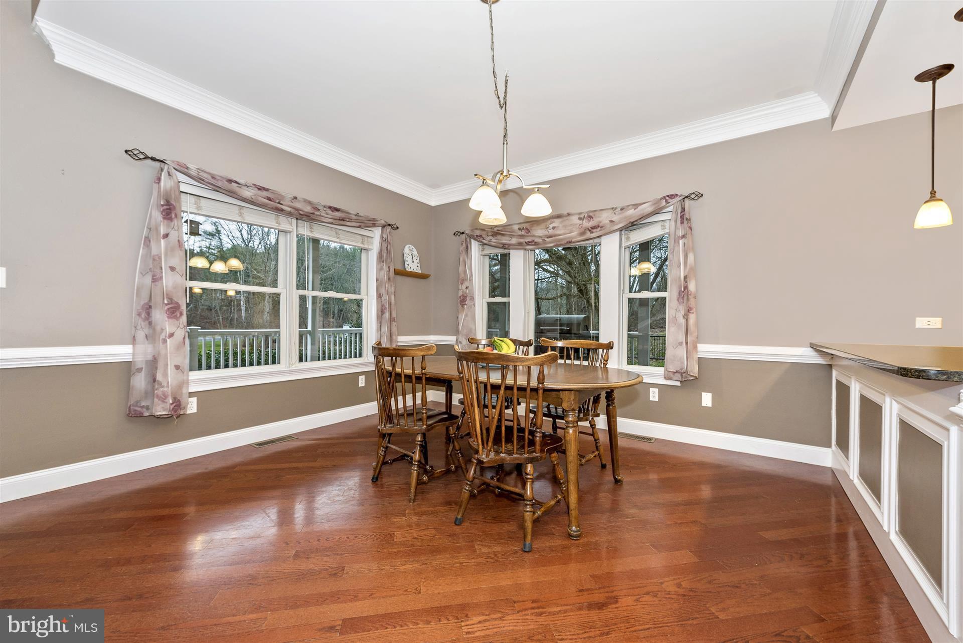 Spacious Dining Room