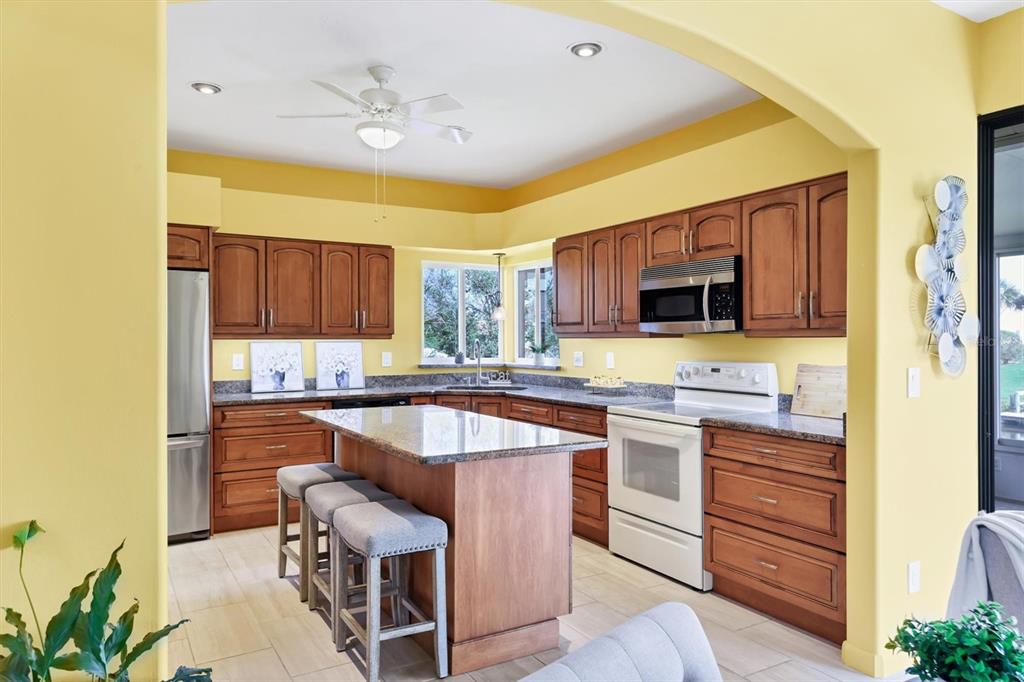 175 Inlets Boulevard, Unit 175 Nokomis, FL 34275 - Photo 49 of 54 Gallery Image 49