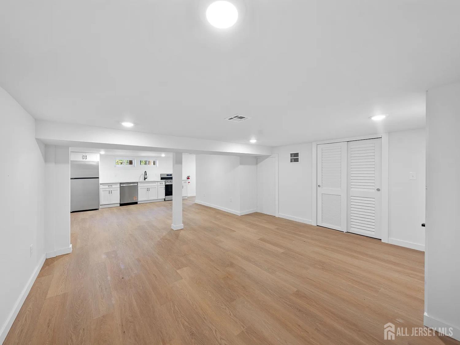 3 Meadow Road, Unit 1 Edison, NJ 08817 - Photo 4 of 13