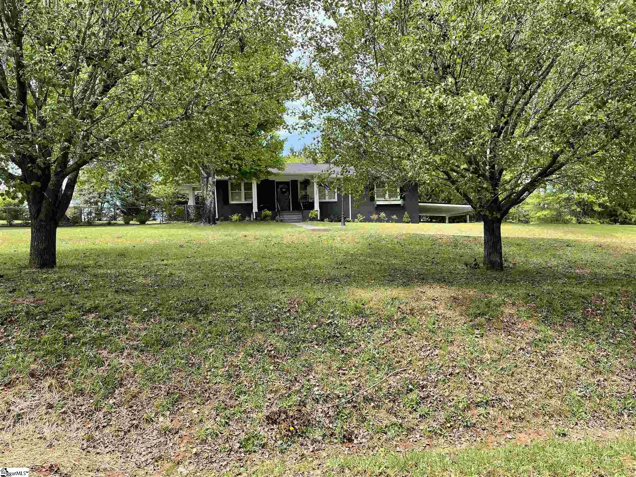 735 Bridwell Road Travelers Rest, SC 29690 - Photo 2 of 36 Gallery Image 2