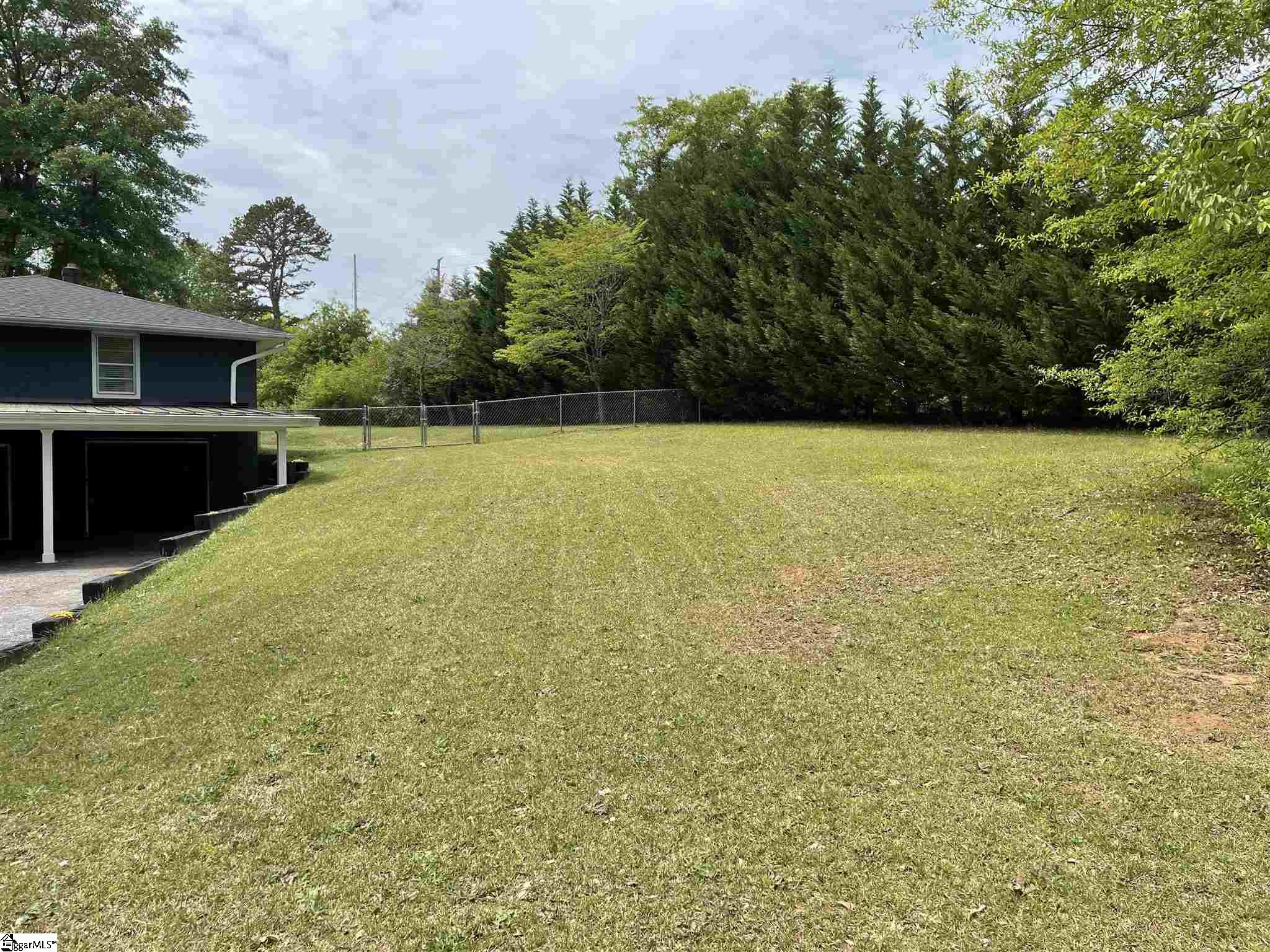 735 Bridwell Road Travelers Rest, SC 29690 - Photo 11 of 36 Gallery Image 11
