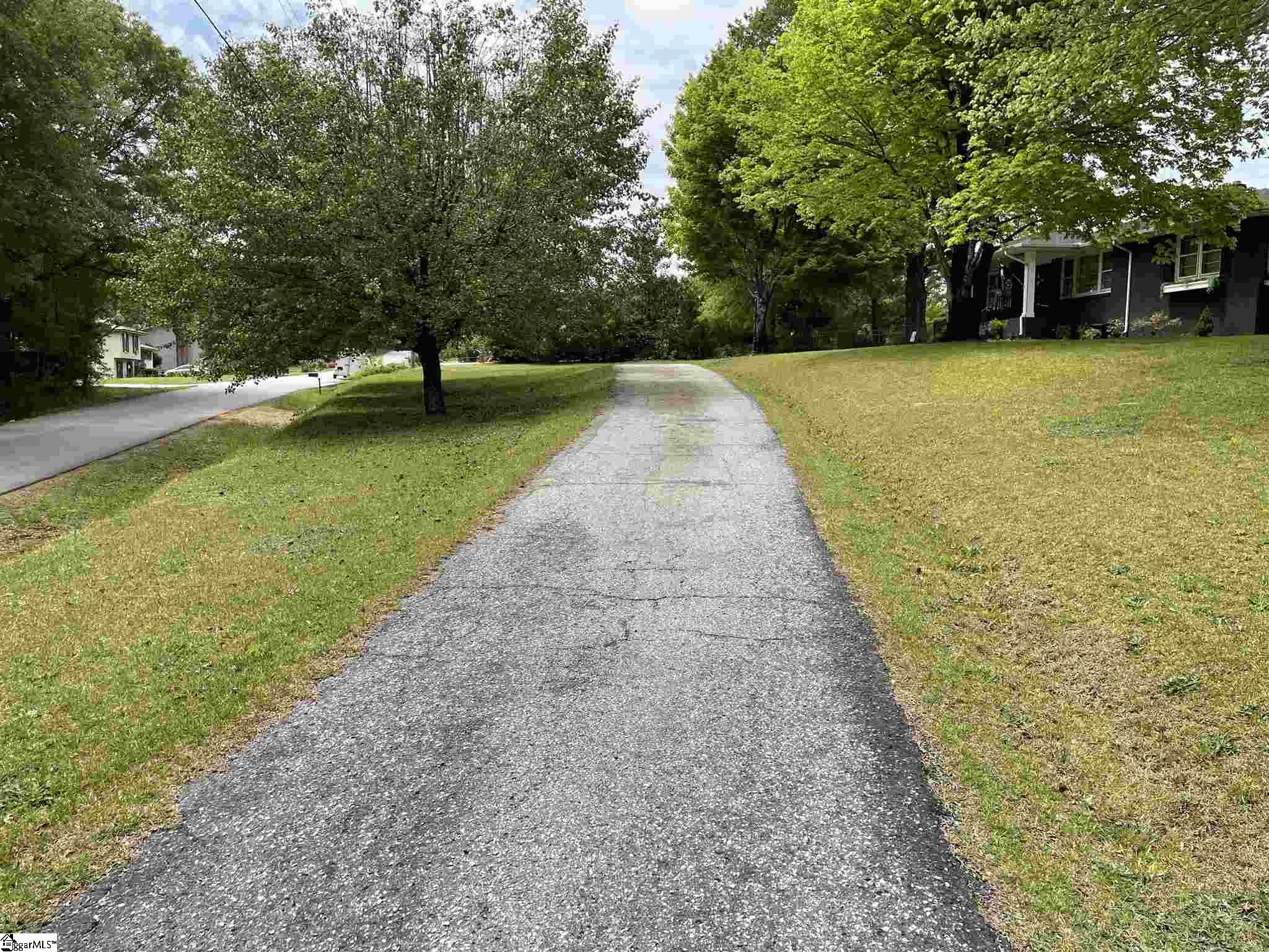 735 Bridwell Road Travelers Rest, SC 29690 - Photo 14 of 36 Gallery Image 14