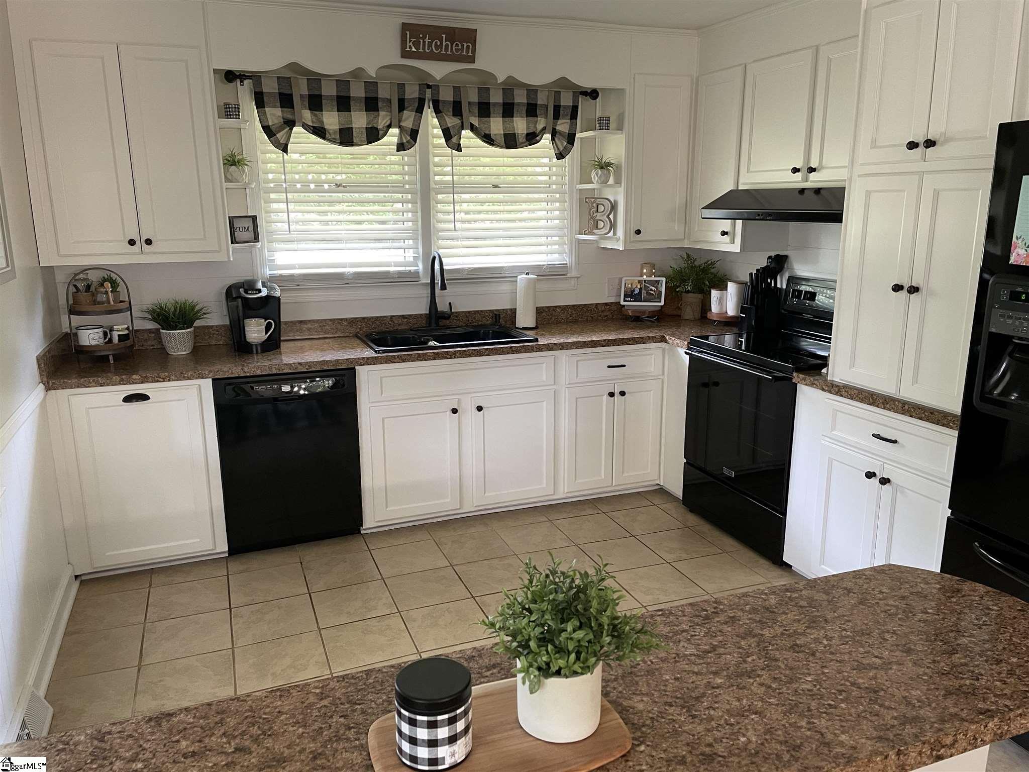 735 Bridwell Road Travelers Rest, SC 29690 - Photo 20 of 36 Gallery Image 20