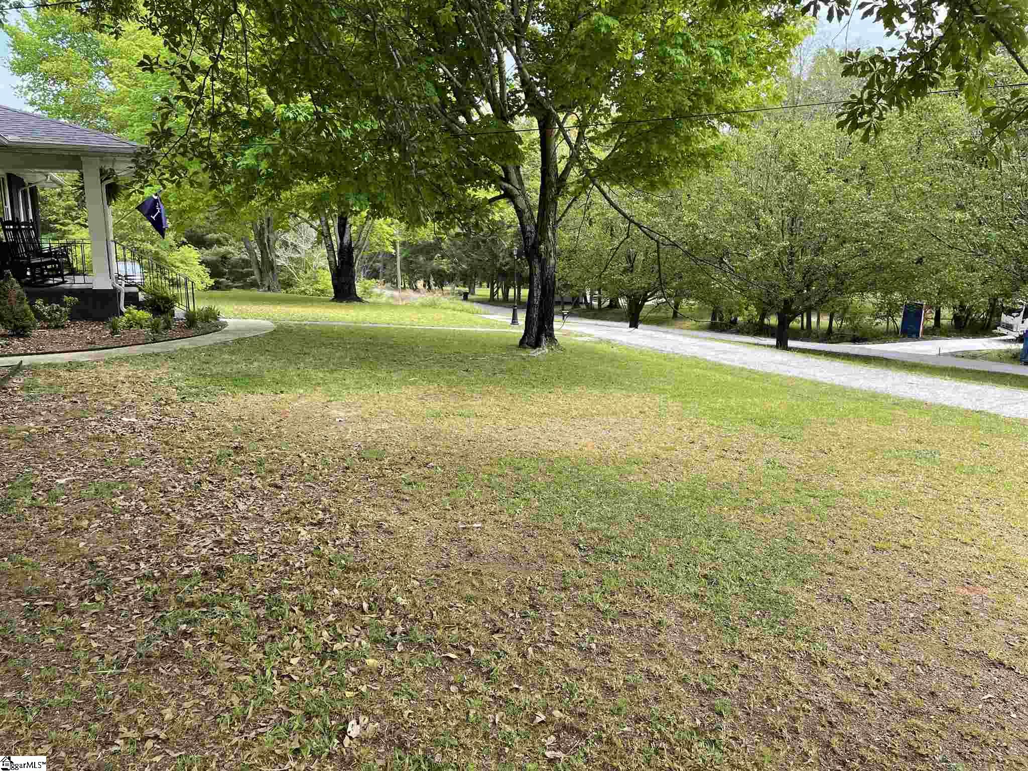 735 Bridwell Road Travelers Rest, SC 29690 - Photo 10 of 36 Gallery Image 10
