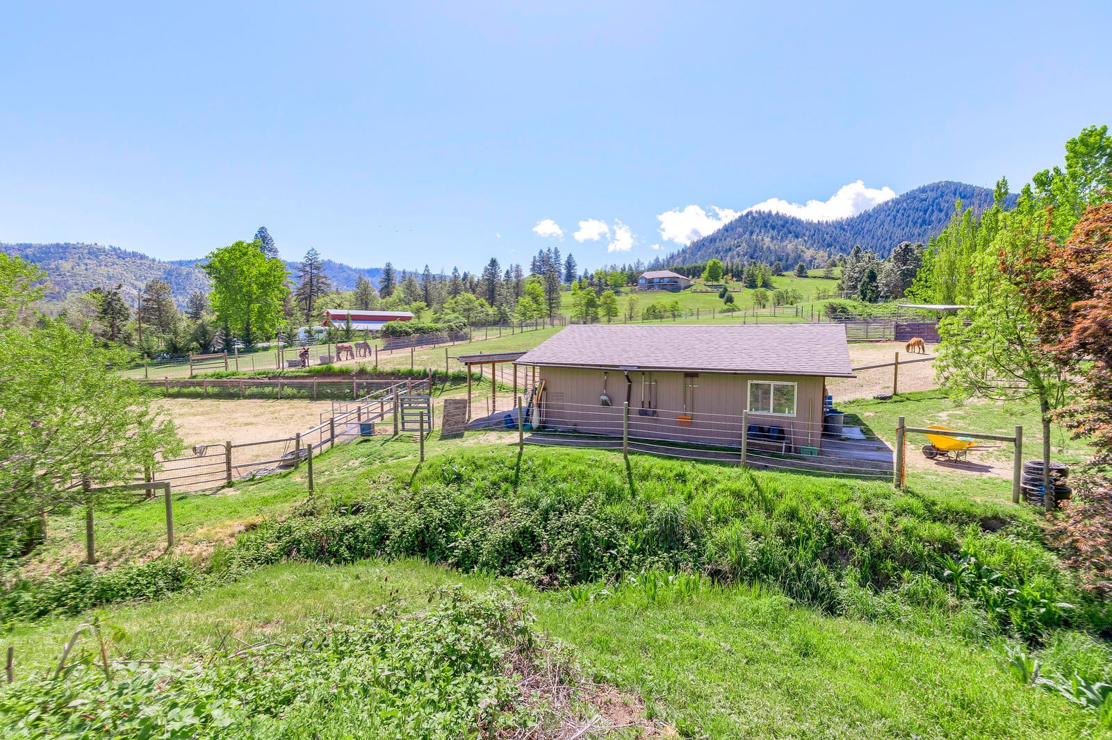 855 Holton Road Talent, OR 97540 - Photo 67 of 78 67