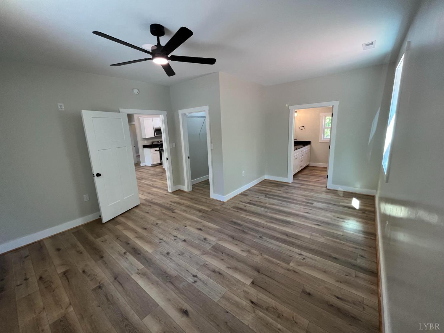 1030 South Coolwell Road Madison Heights, VA 24572 - Photo 7 of 12