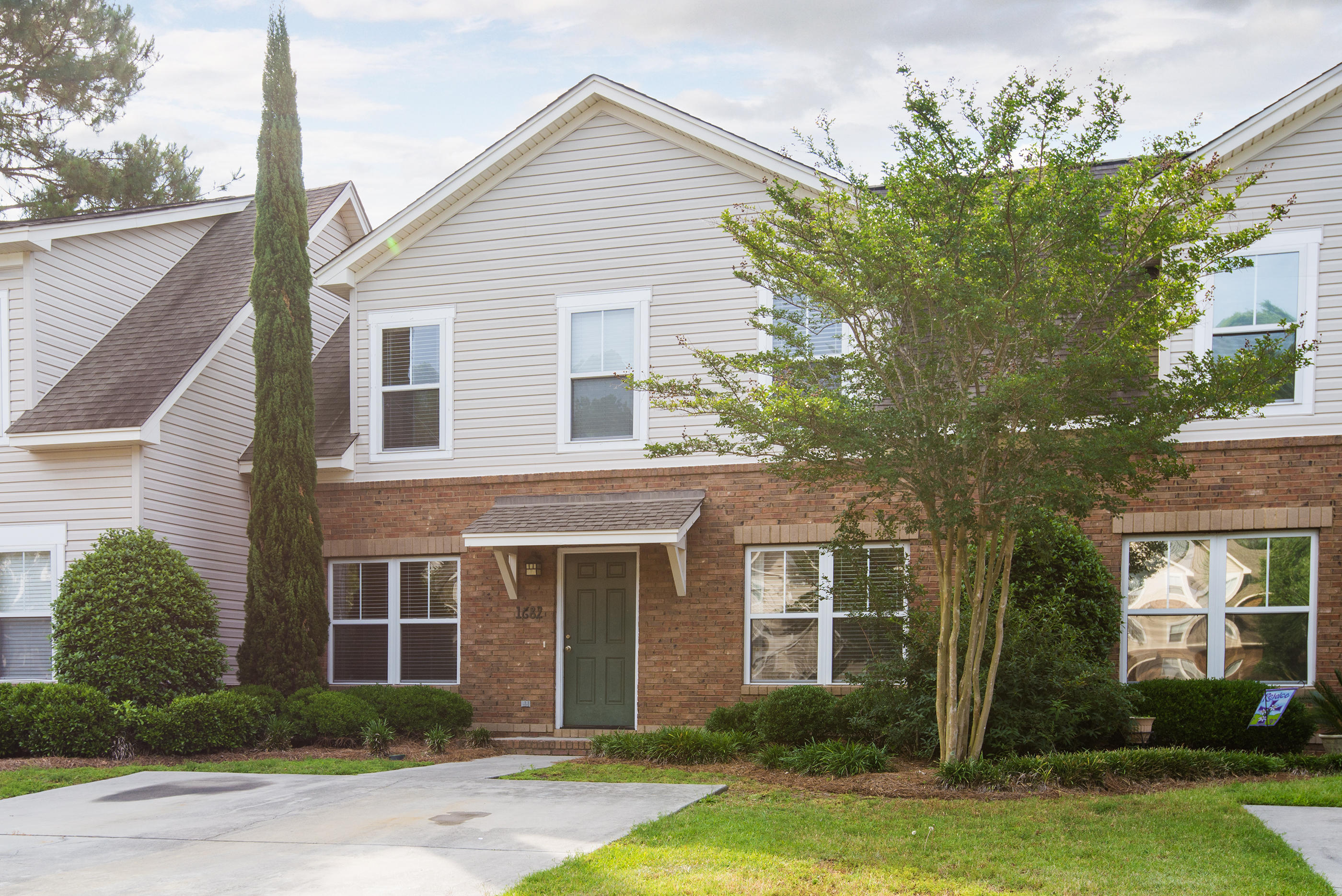 1682 Lauda Drive Mount Pleasant, SC 29464 - Photo 1 of 13 1