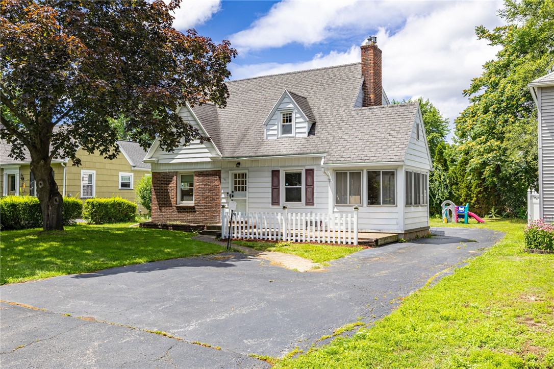 141 Cooper Road Irondequoit, NY 14617 - Photo 1 of 33