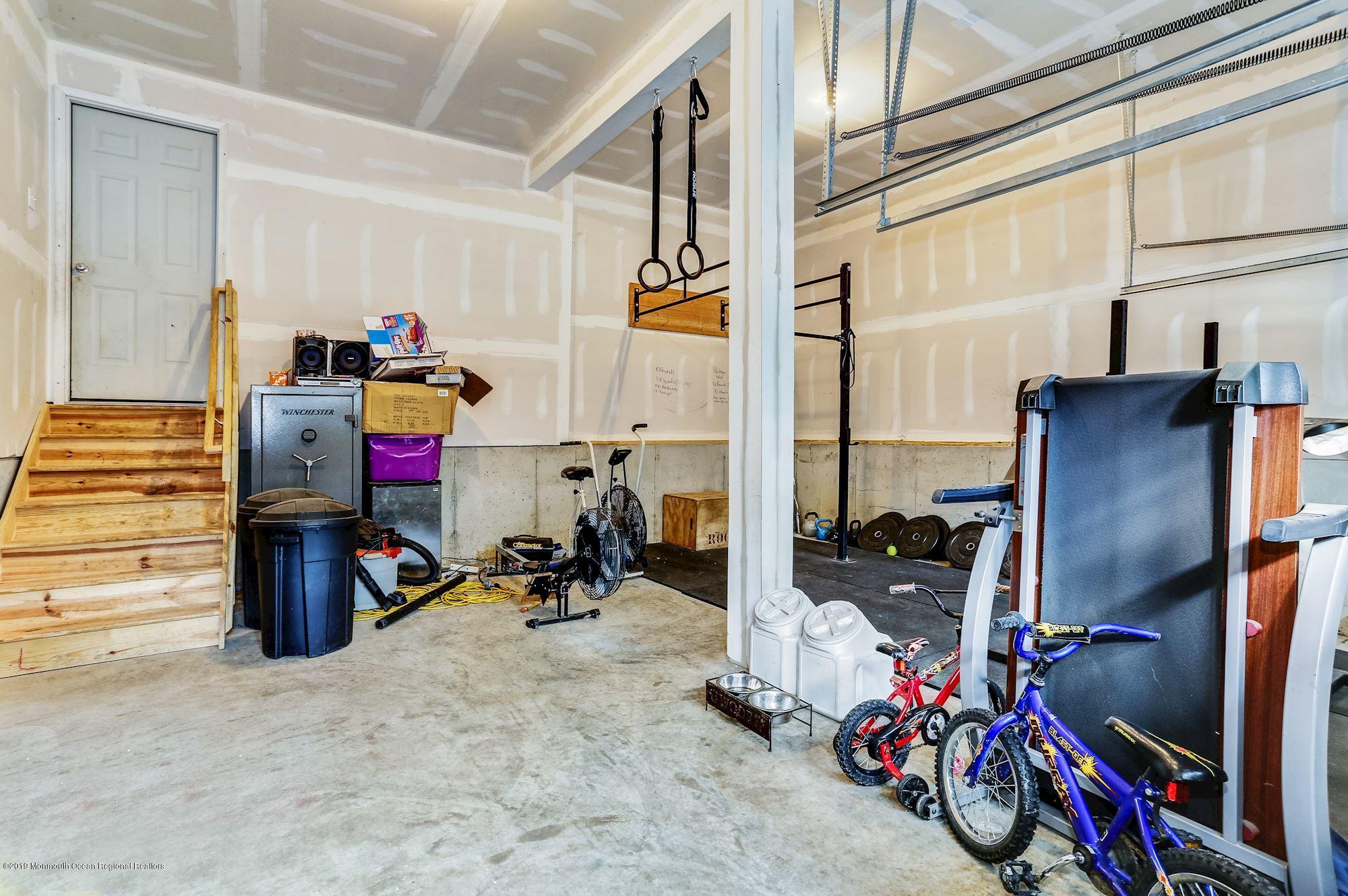 20 Pasadena Road Whiting, NJ 08759 - Photo 52 of 60 083_20_PASADENA_RD_251319_397547