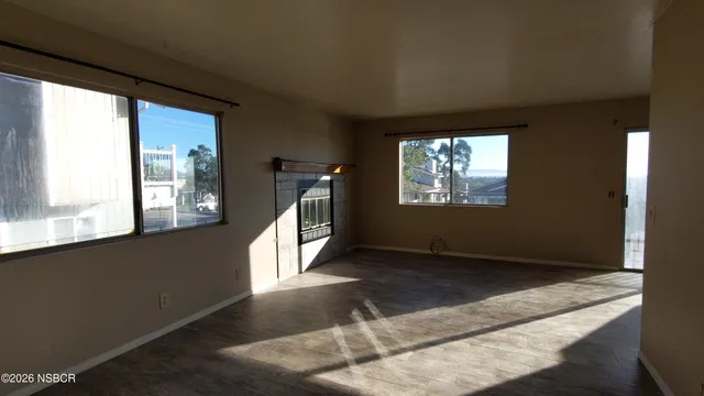 $2,750 | 1971 Moss Beach Court, Grover Beach, CA 93433