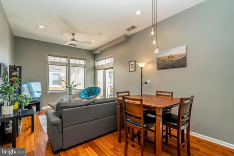 $446,000 | 309 Holland Lane, Unit 307, Alexandria, VA 22314