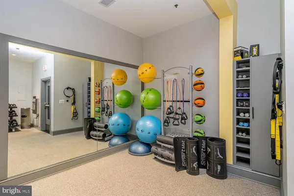 $446,000 | 309 Holland Lane, Unit 307, Alexandria, VA 22314