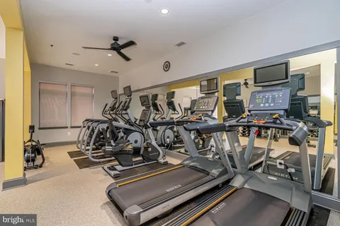 $446,000 | 309 Holland Lane, Unit 307, Alexandria, VA 22314