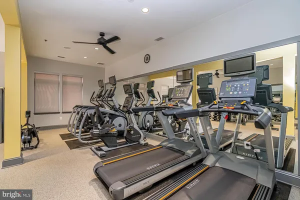 $446,000 | 309 Holland Lane, Unit 307, Alexandria, VA 22314