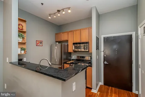 $446,000 | 309 Holland Lane, Unit 307, Alexandria, VA 22314