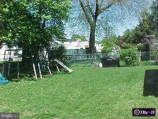9216 Treaty Road Philadelphia, PA 19114 - Photo 2 of 5 Gallery Image 2