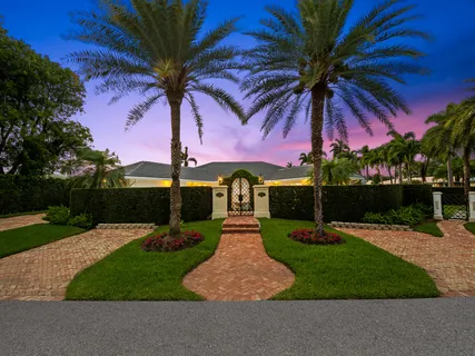 $2,590,000 | 2831 Northeast 40th Street, Fort Lauderdale, FL 33308
