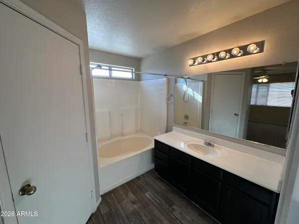 $1,995 | 3057 West Cat Balue Drive, Phoenix, AZ 85027