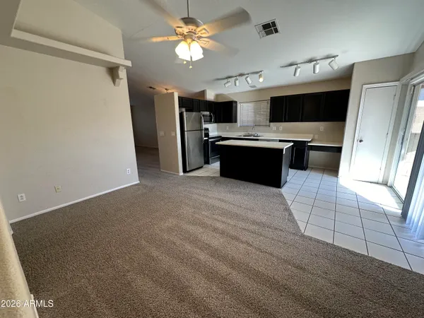 $1,995 | 3057 West Cat Balue Drive, Phoenix, AZ 85027
