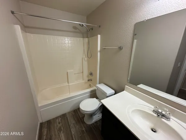 $1,995 | 3057 West Cat Balue Drive, Phoenix, AZ 85027