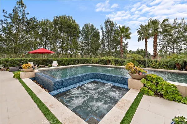 $11,000 | 10 Hyacinth, Lake Forest, CA 92630