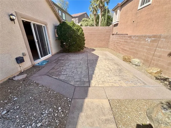 $2,295 | 584 Playa Linda Place, Las Vegas, NV 89138